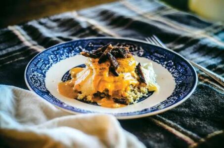 Breakfast Quinoa with Eggs and Smoked Hollandaise Sauce Recipe Image